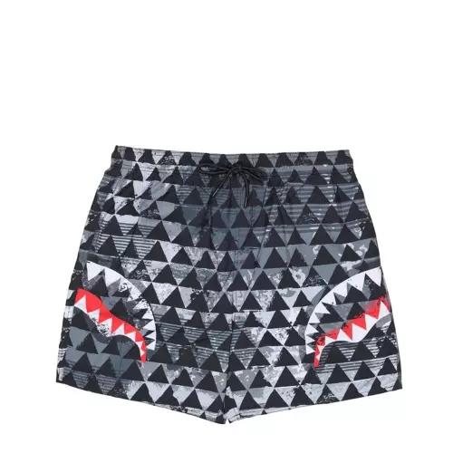 SPRAYGROUND Pantaloni scurți de baie bărbați PYRA - Pepina.ro SPRAYGROUND Pantaloni scurți de baie bărbați PYRA