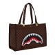 SPRAYGROUND Geantă SAWTOOTH SHARKS IN PARIS - vezi 2
