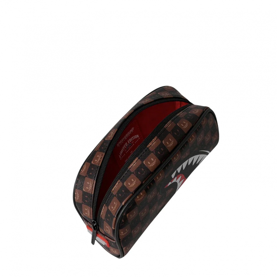 SPRAYGROUND Trusă / Penar SHARKS IN PARIS WTF BUBBLE BROWN CHECK - vezi 4 - Pepina.ro SPRAYGROUND Trusă / Penar SHARKS IN PARIS WTF BUBBLE BROWN CHECK - vezi 4