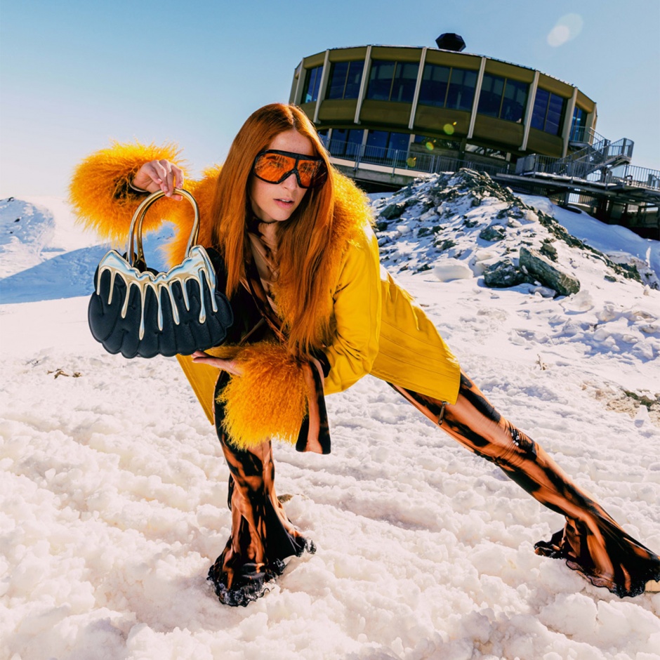 SPRAYGROUND Geantă neagră GOLD AND DANGEROUS SHARK - vezi 4