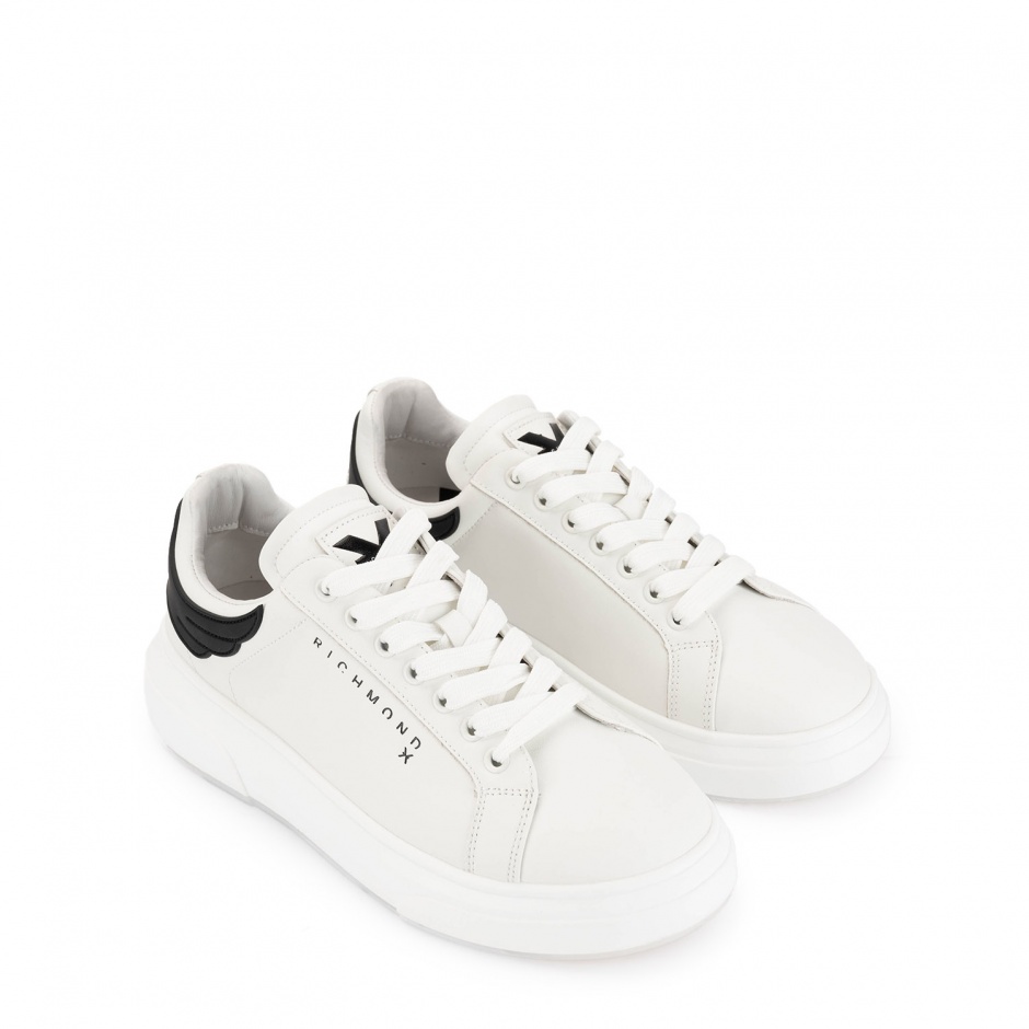 John Richmond Sneakers bărbați albi - vezi 2 - Pepina.ro John Richmond Sneakers bărbați albi - vezi 2
