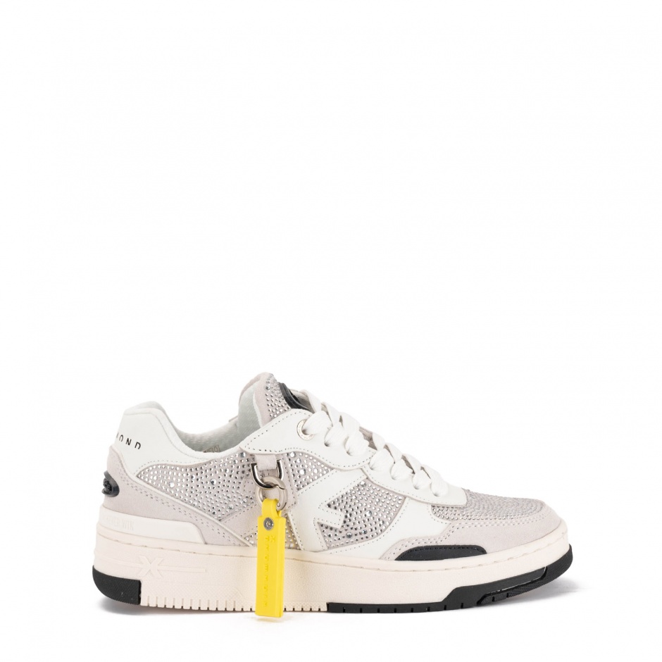 John Richmond Teniși damă cu pietre - vezi 1 - Pepina.ro John Richmond Teniși damă cu pietre - vezi 1