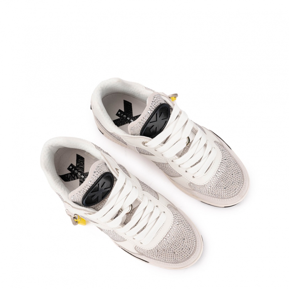 John Richmond Teniși damă cu pietre - vezi 3 - Pepina.ro John Richmond Teniși damă cu pietre - vezi 3