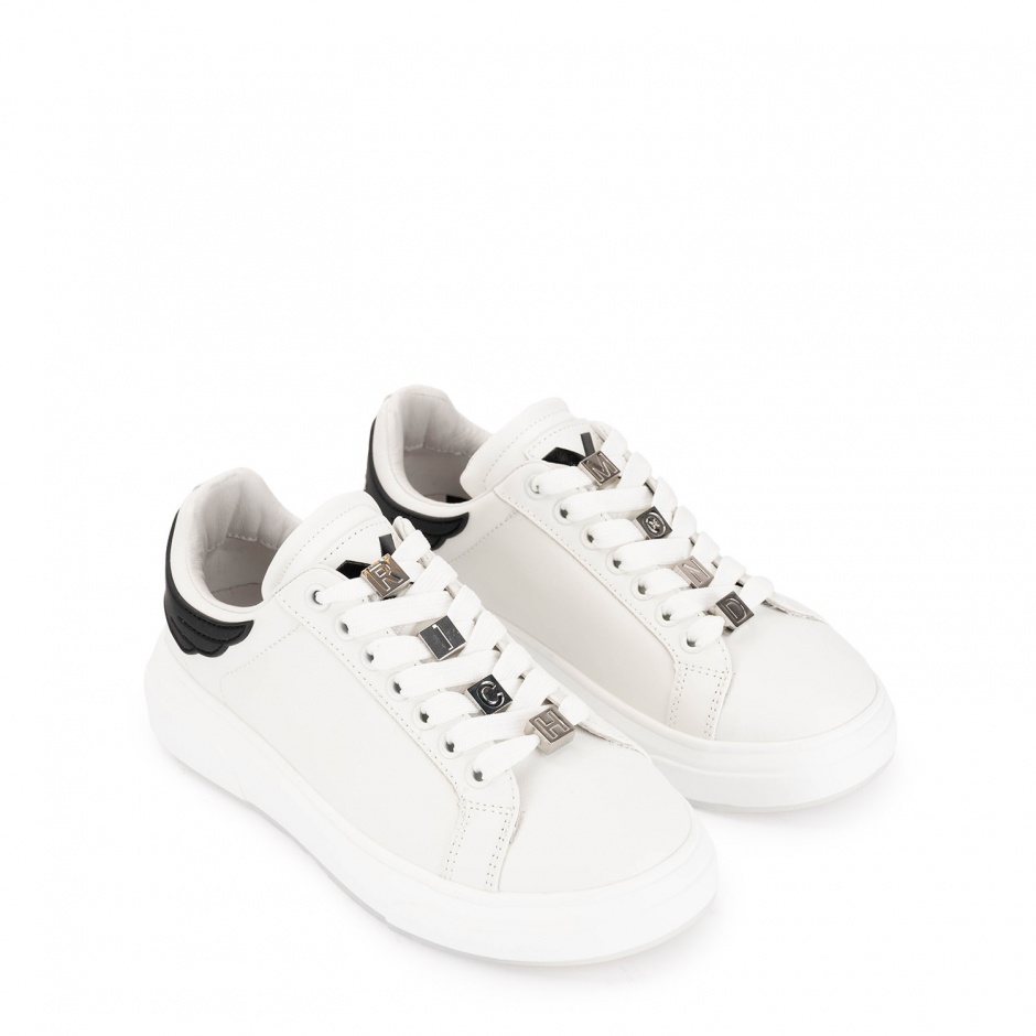 John Richmond Adidași damă albi - vezi 2 - Pepina.ro John Richmond Adidași damă albi - vezi 2