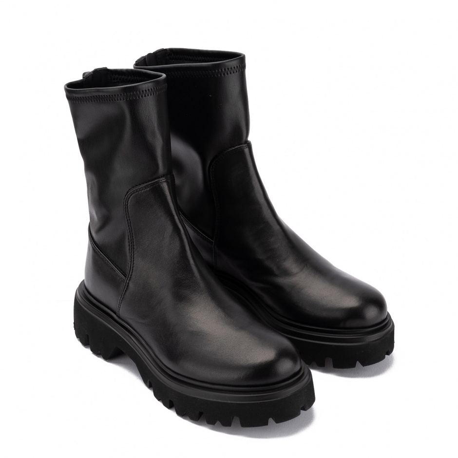 LORIBLU Ghete damă negre - vezi 2 - Pepina.ro LORIBLU Ghete damă negre - vezi 2