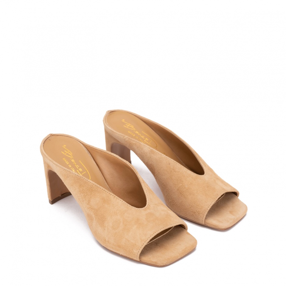 Bianca Di Papuci damă bej cu toc - vezi 2 - Pepina.ro Bianca Di Papuci damă bej cu toc - vezi 2