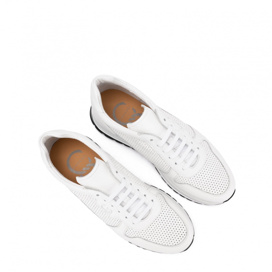 Cesare Casadei Adidași bărbați albi - vezi 3 - Pepina.ro Cesare Casadei Adidași bărbați albi - vezi 3